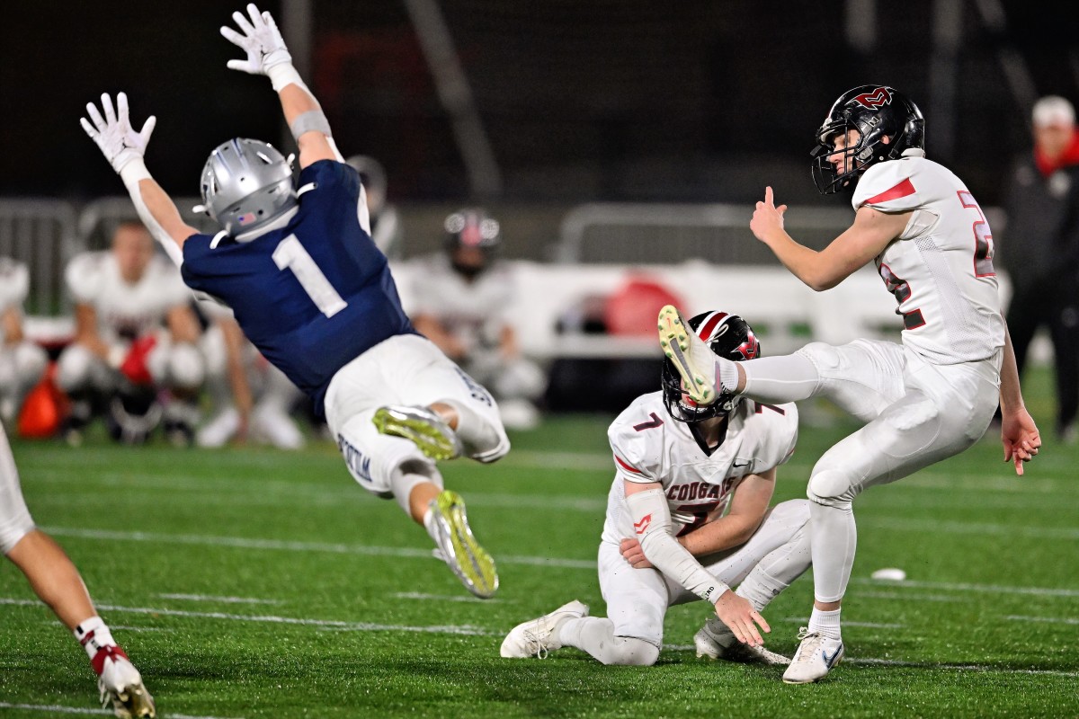 a Wilsonville Mountain View 5A Oregon football final November 24 2023 Leon Neuschwander 38